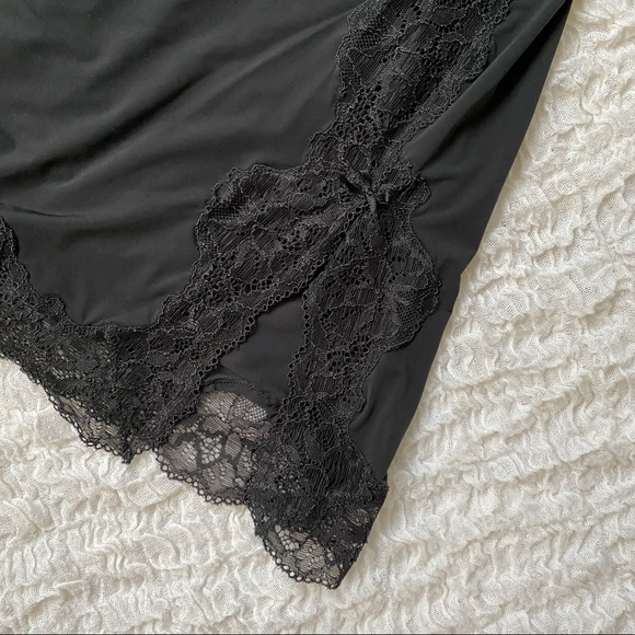 [ Sold ] Victoria’s Secret Black Slip with Cups, 36C - Picture 4 of 8